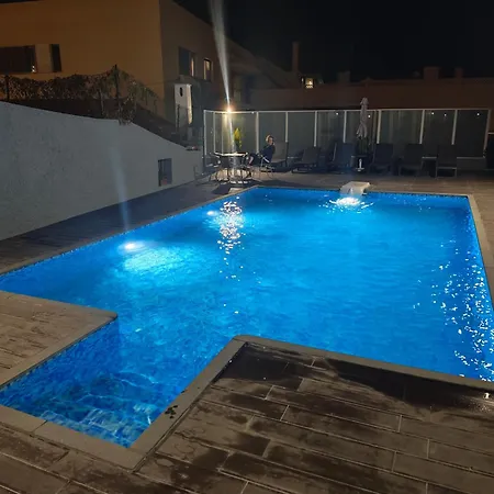 Residencial Melba 3*