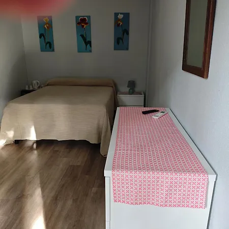 Guest house Residencial Melba 2*