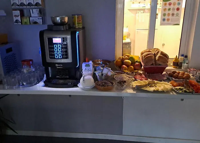 梅尔巴酒店 3* 丰沙尔