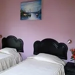 Residencial Melba 3*