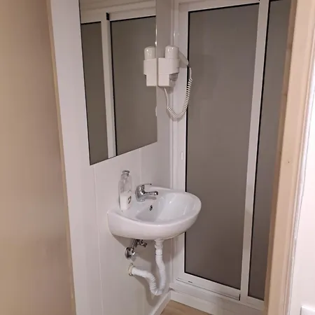 Residencial Melba Πανσιόν Φουνκάλ