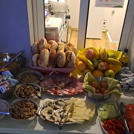 Πανσιόν Residencial Melba 3*