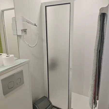 بيت ضيافة Residencial Melba